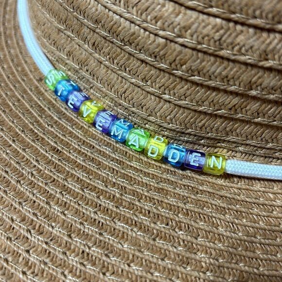 Steve Madden women’s paper yarn sun hat brown beaded logo - Picture 2 of 5